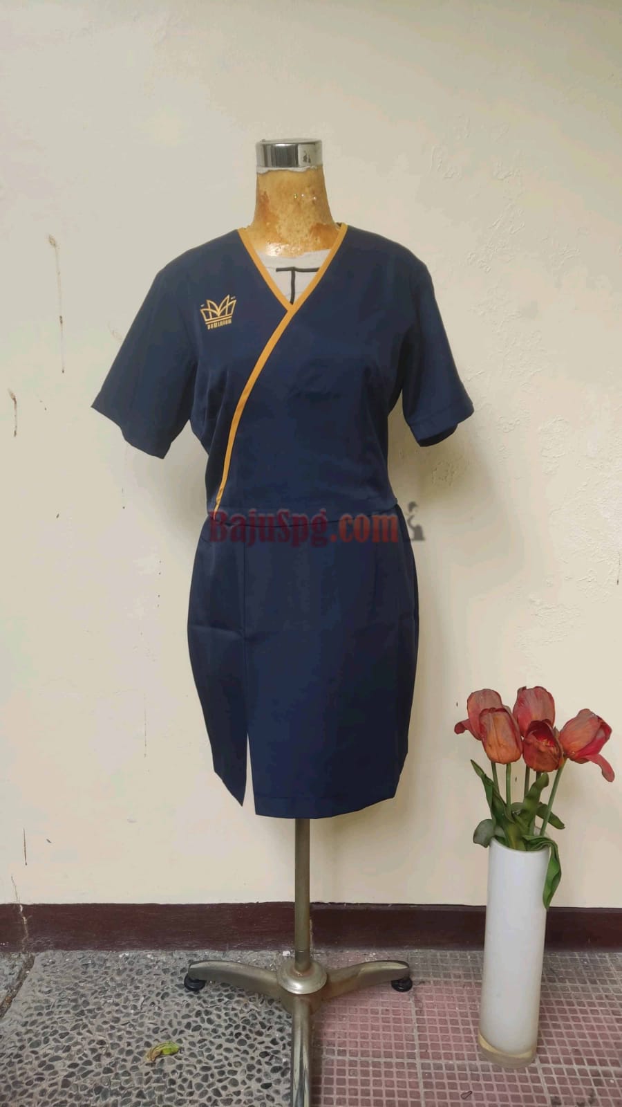 Baju Seragam Waitress Dominion