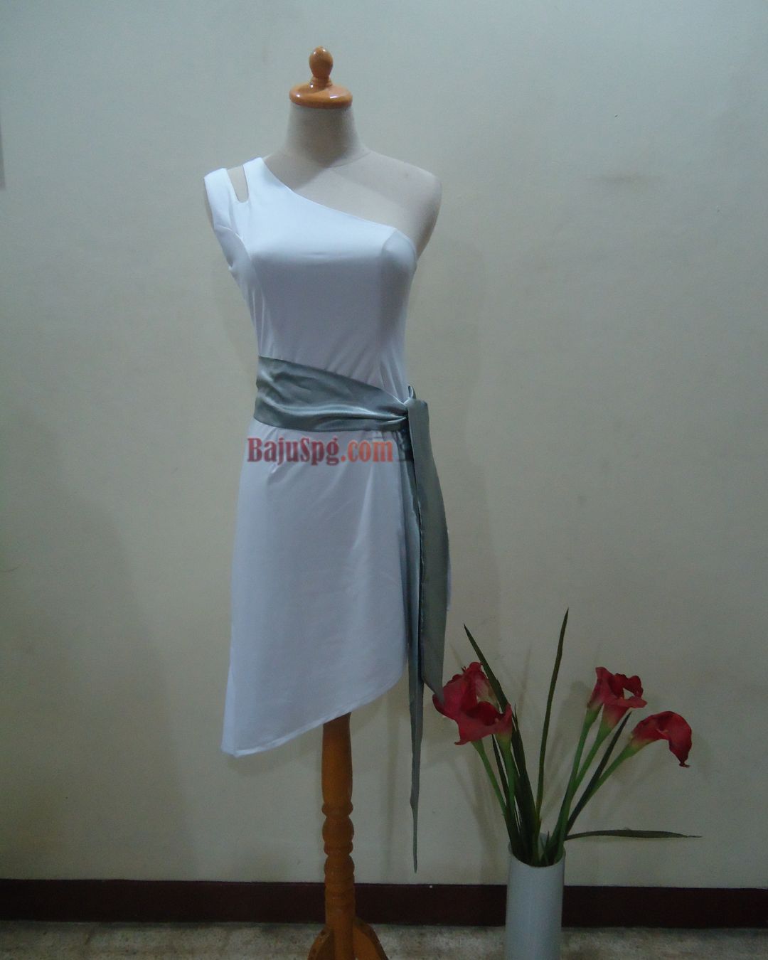 Jahit Seragam Usher One Shoulder